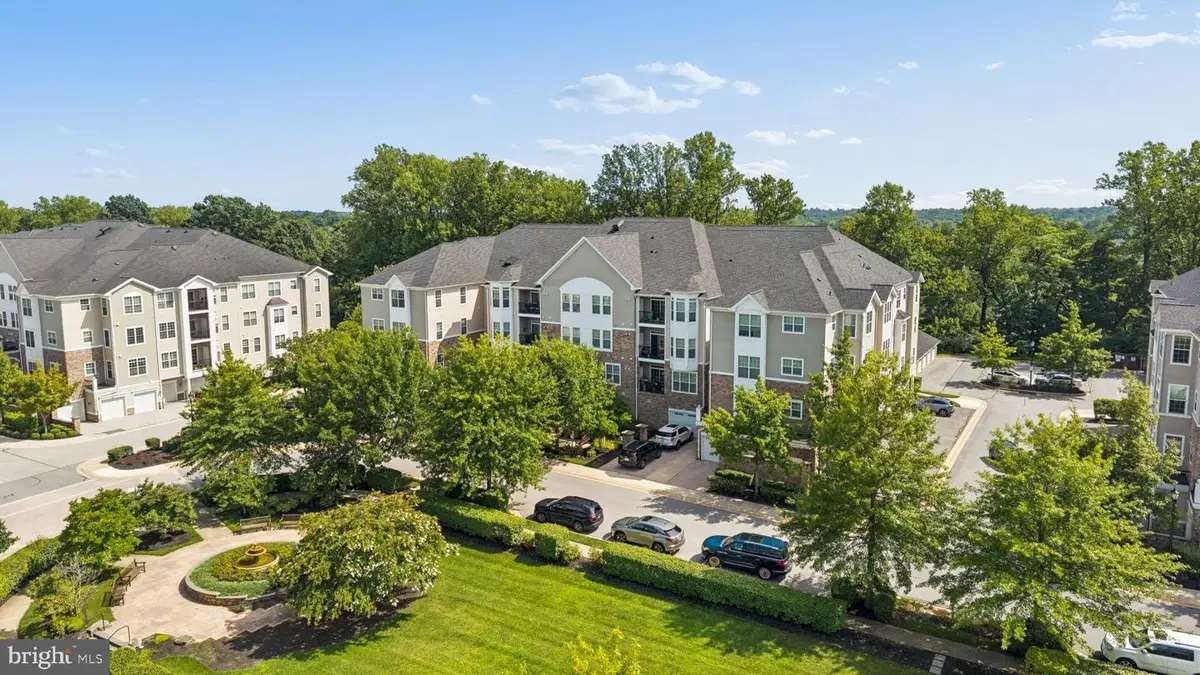 7401 Travertine Dr #207, Baltimore, MD 21209 - #1