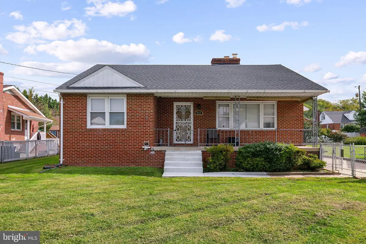 8319 Old Harford Rd, Parkville, MD 21234 - #1