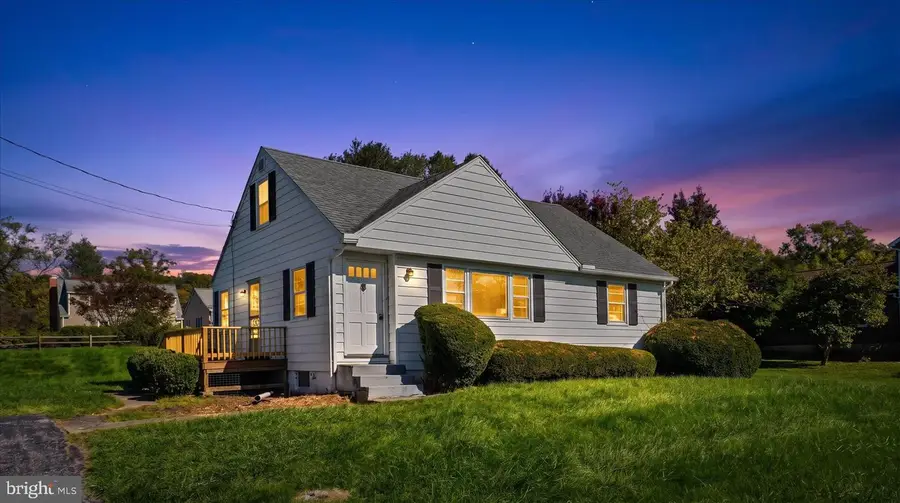 22 Warren Rd, Cockeysville, MD 21030 - #2
