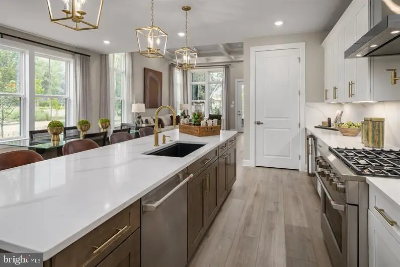 9402 Harvest Ln, Perry Hall, MD 21128 - #3