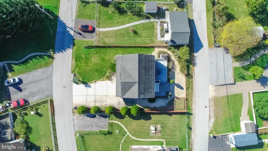 2220 Silver Lane Rd, Essex, MD 21221 - #3