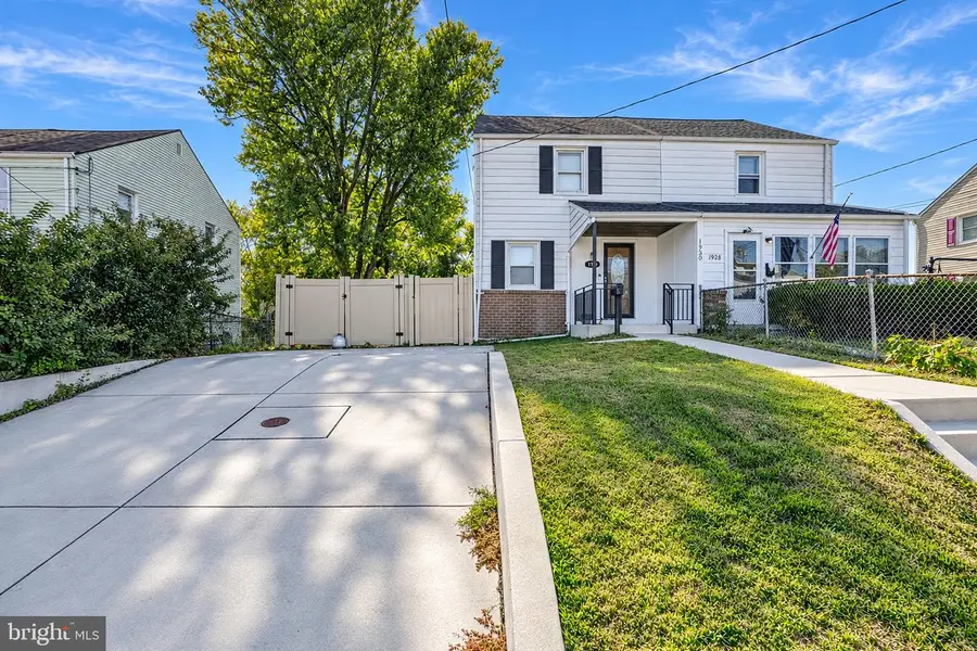1930 Victory Dr, Halethorpe, MD 21227 - #2