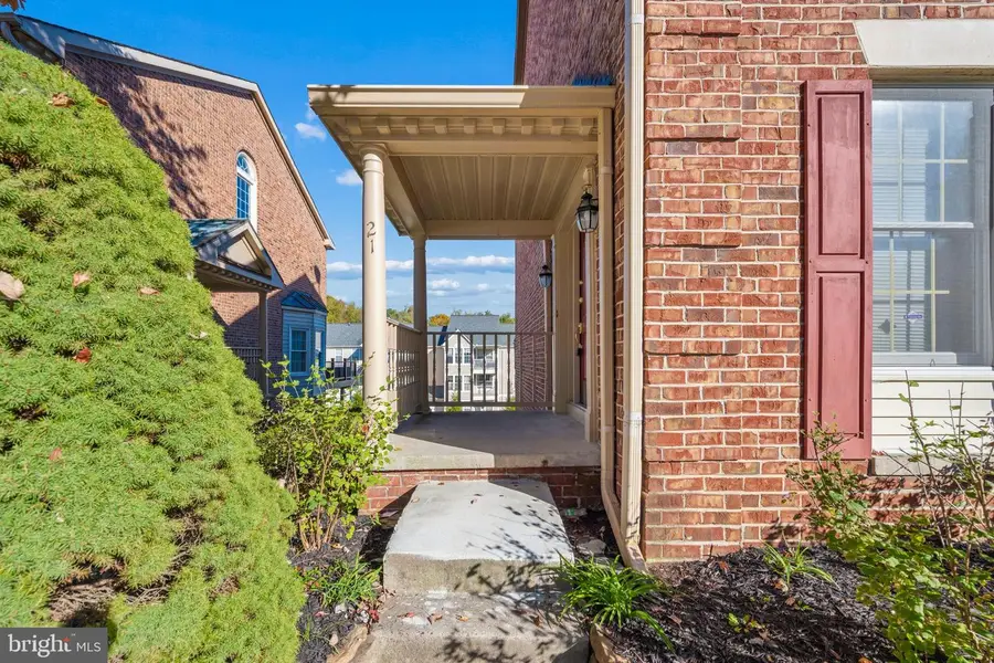 21 Willwood Ct, Baltimore, MD 21209 - #2