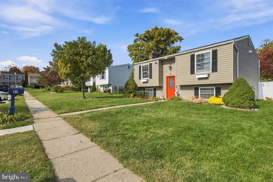 31 Heathrow Manor Ct, Nottingham, MD 21236 - #2