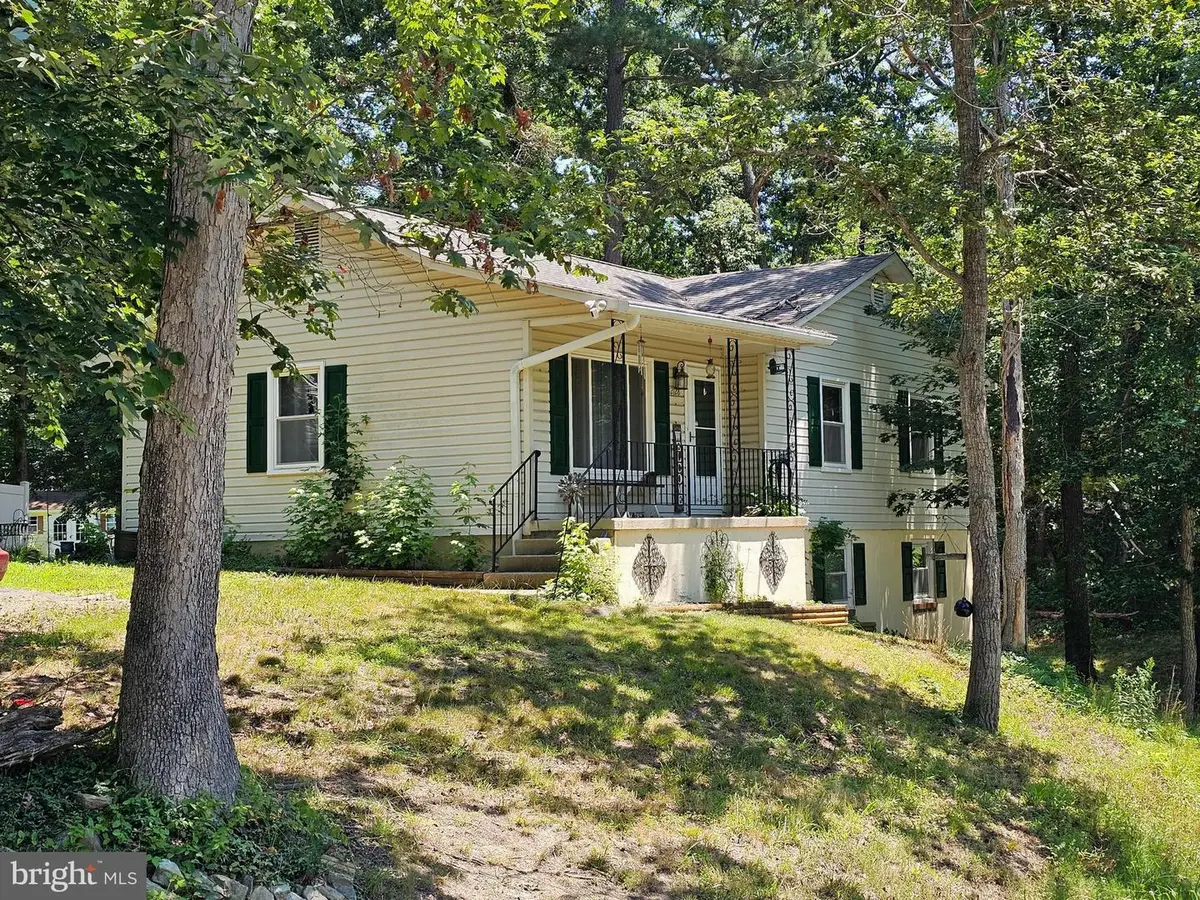 12128 Long Wolf Ln, Lusby, MD 20657 - #1