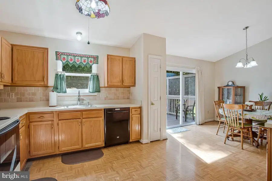 70 S View Dr, Huntingtown, MD 20639 - Image #2