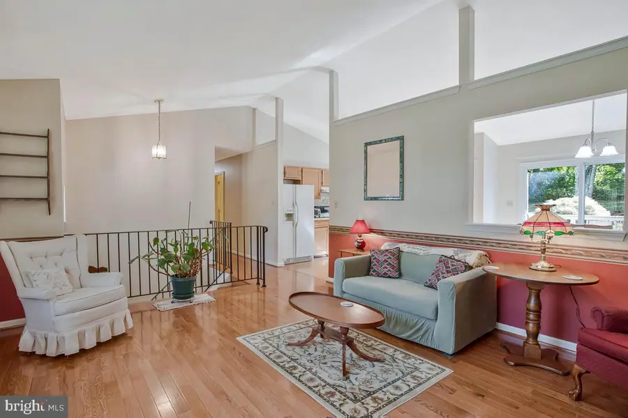 70 S View Dr, Huntingtown, MD 20639 - Image #3