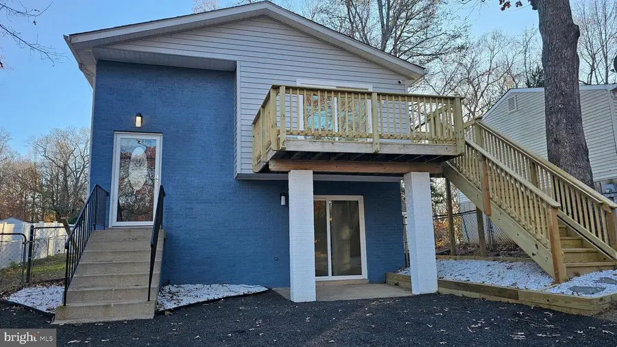 712 White Sands Dr, Lusby, MD 20657 - Image #2