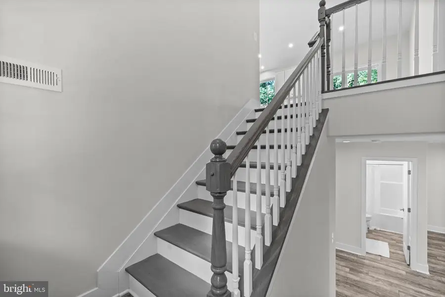 484 Lake Dr, Lusby, MD 20657 - Image #3