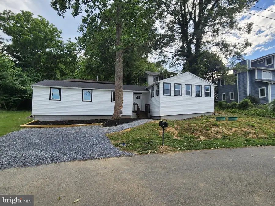 6045 Bayview Rd, Saint Leonard, MD 20685 - #3