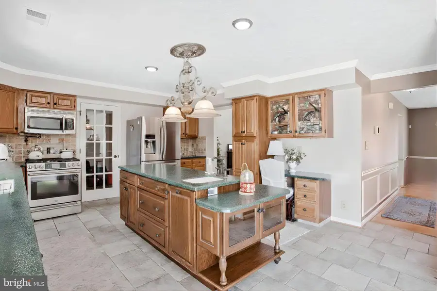 6400 Casey Way, Owings, MD 20736 - #2