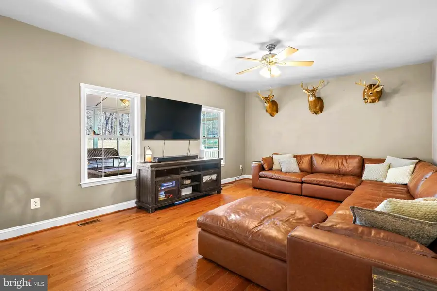 5630 Calvin Ct, Saint Leonard, MD 20685 - Image #2