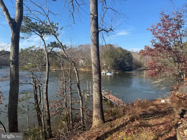 278 Valerie Ln, LUSBY, MD 20657