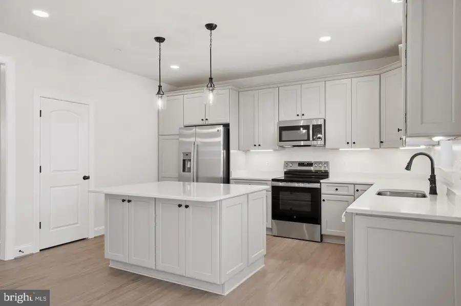 112 Potomac Ct, Prince Frederick, MD 20678 - #3