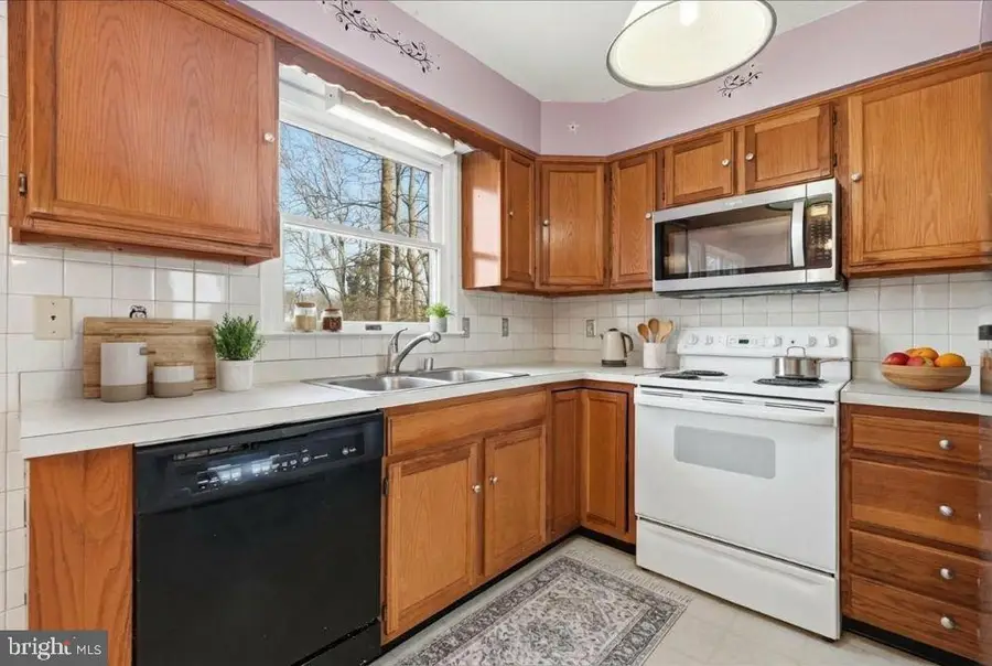 1380 Oakcrest Cir, Saint Leonard, MD 20685 - #3