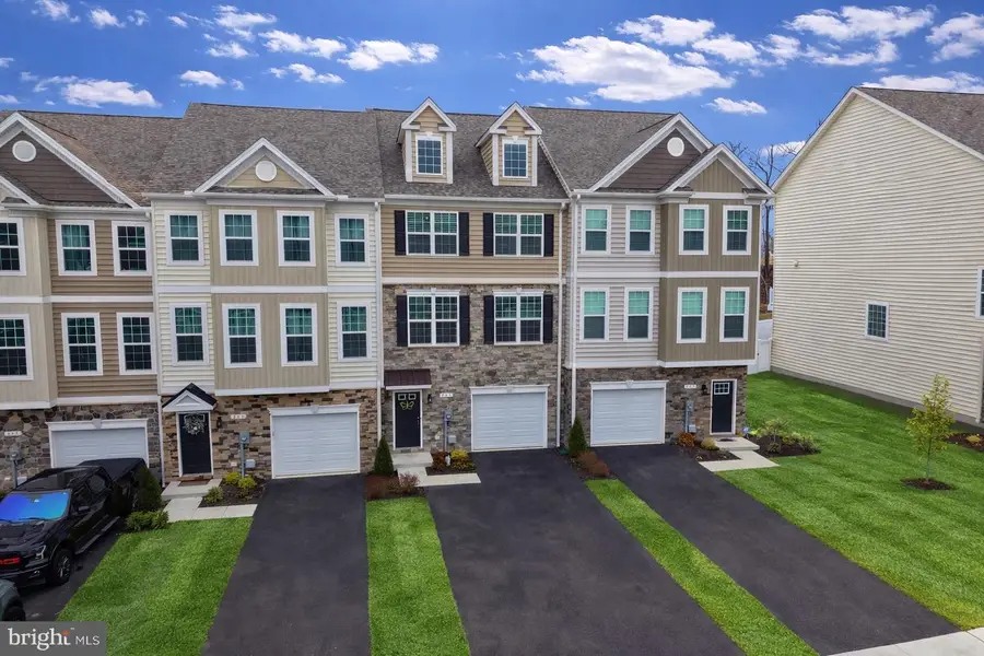 241 Sullivan Ln, Prince Frederick, MD 20678 - #2