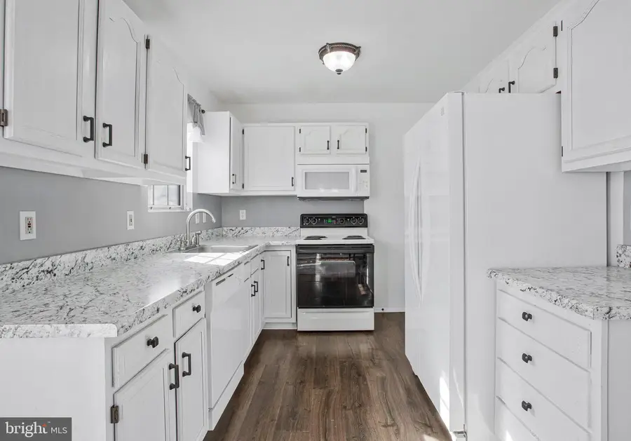 9366 Sea Oat Ct, North Beach, MD 20714 - #2