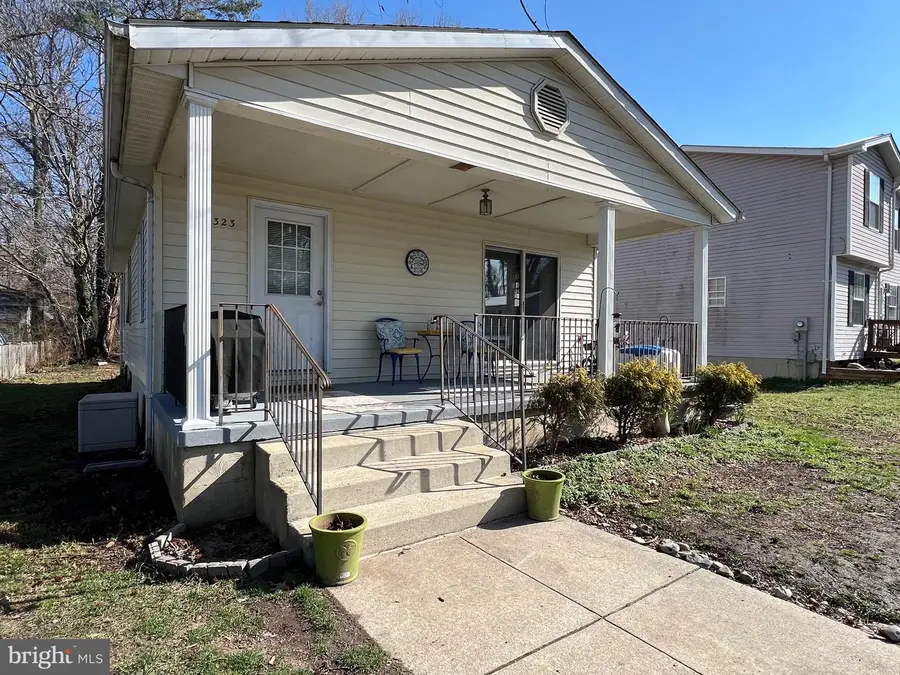 323 Laurel Dr, Lusby, MD 20657 - #2