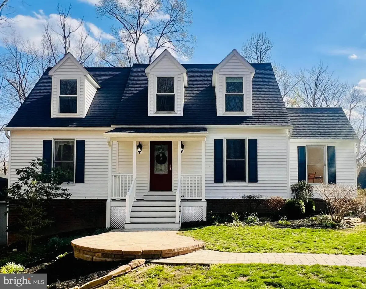 8200 Frances Ln, Owings, MD 20736 - #1