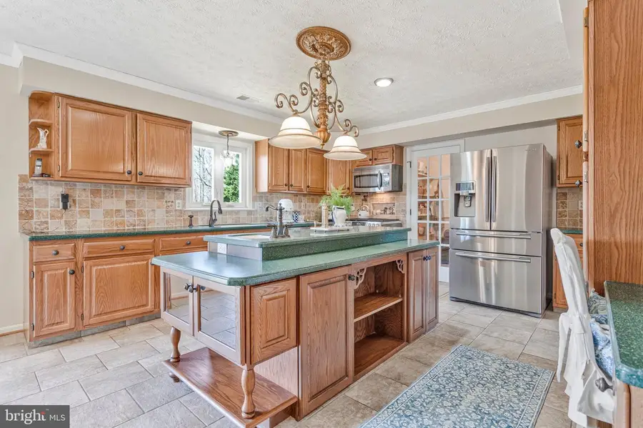 6400 Casey Way, Owings, MD 20736 - #2