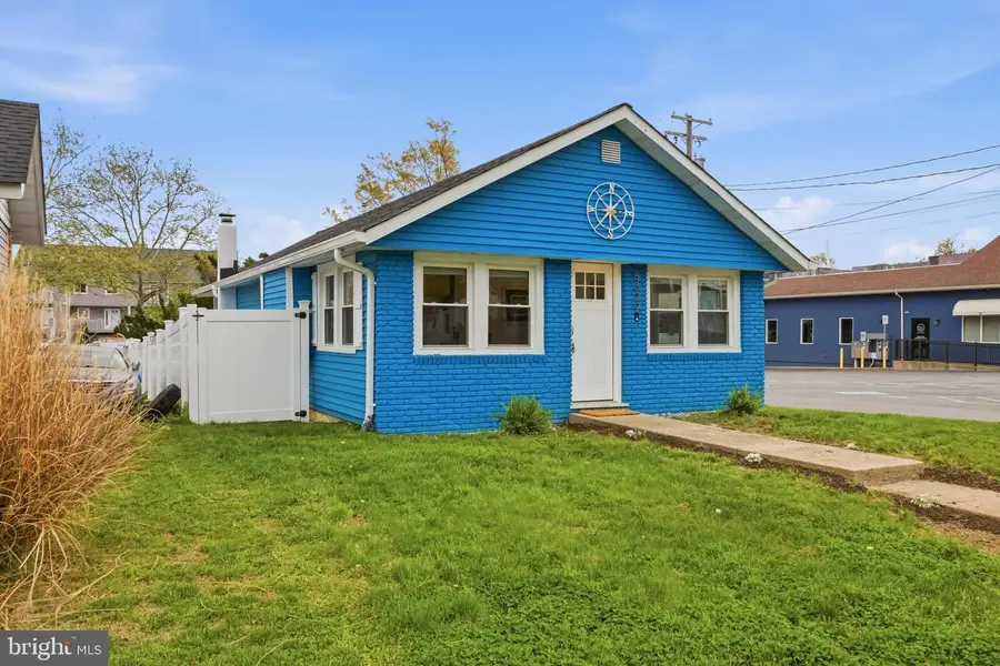 8329 Bayside Rd, Chesapeake Beach, MD 20732 - #3