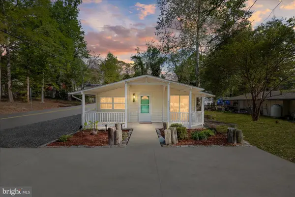 8312 Pine Blvd, LUSBY, MD 20657