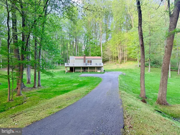 2033 Boyds Trl, OWINGS, MD 20736