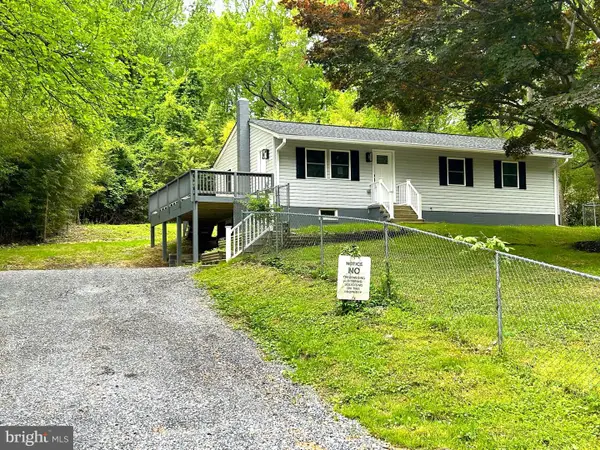 4475 Virginia Ave, PRINCE FREDERICK, MD 20678