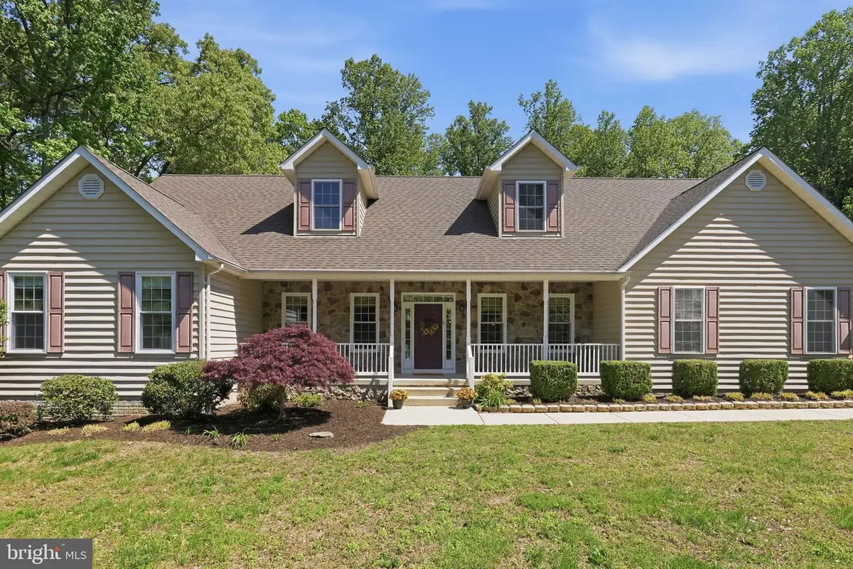 925 Carson Rd, Huntingtown, MD 20639 - #1