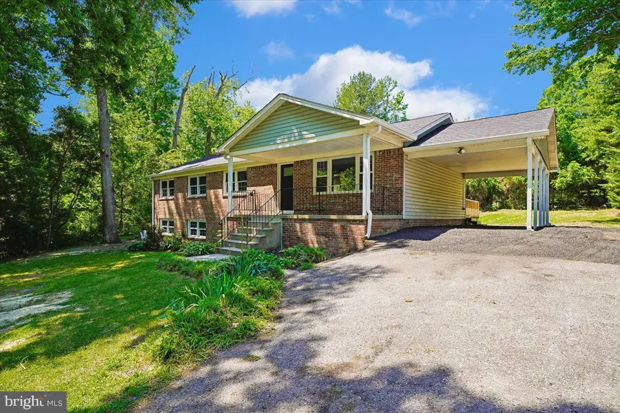 8814 Lafayette Dr, Owings, MD 20736 - #2