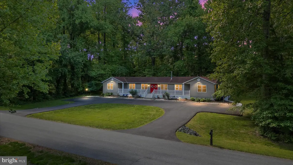 1665 Paris Oaks Rd, Owings, MD 20736 - #1