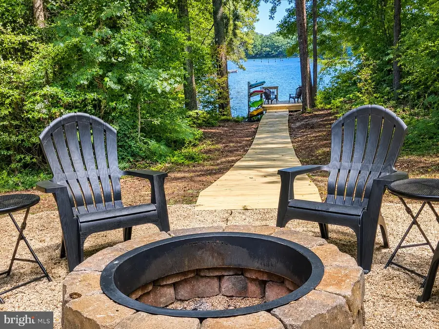 431 Seagull Ln, Lusby, MD 20657 - #2
