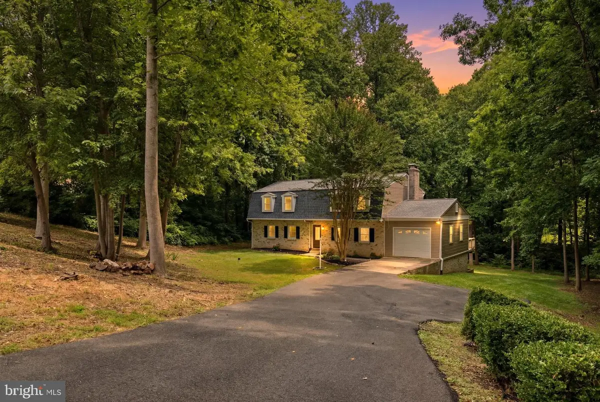 8827 Lafayette Dr, Owings, MD 20736 - #1