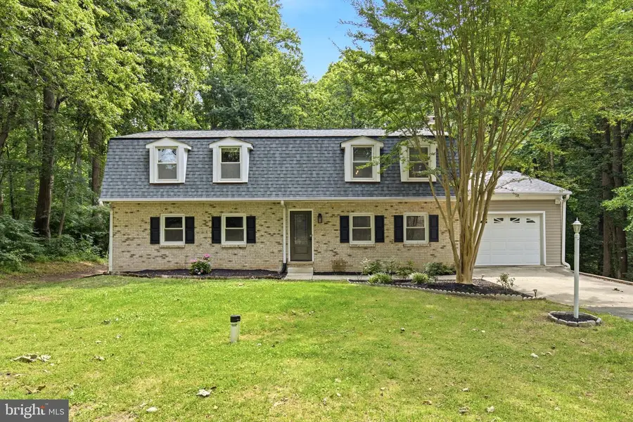 8827 Lafayette Dr, Owings, MD 20736 - #2