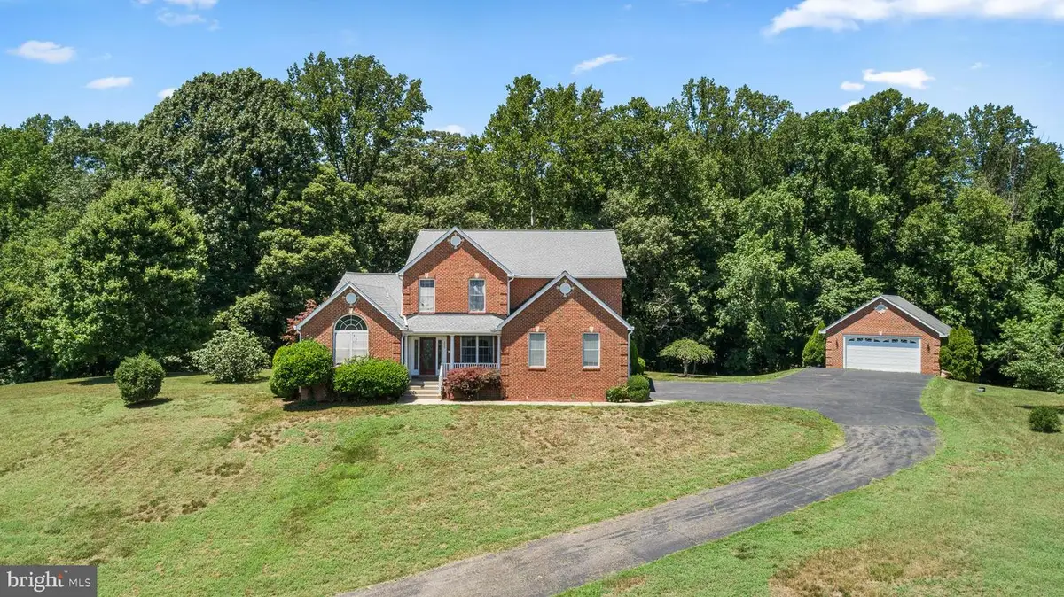 215 Hoile Ln, Huntingtown, MD 20639 - #1