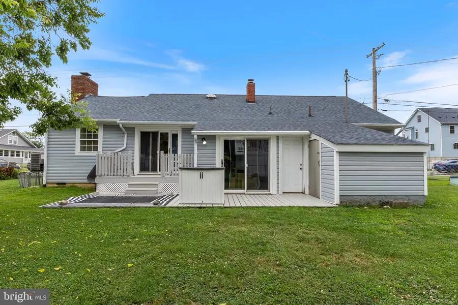 2824 Bay Blvd, Huntingtown, MD 20639 - #2