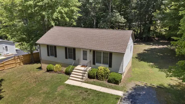 745 White Sands Dr, LUSBY, MD 20657