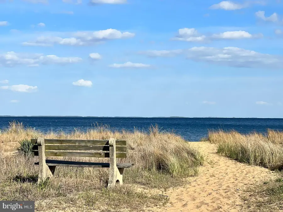 3015 Lighthouse Blvd, Lusby, MD 20657 - #3