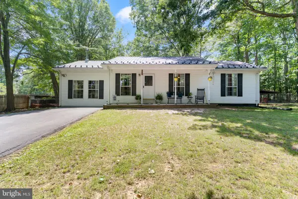 495 Short Ct, LUSBY, MD 20657