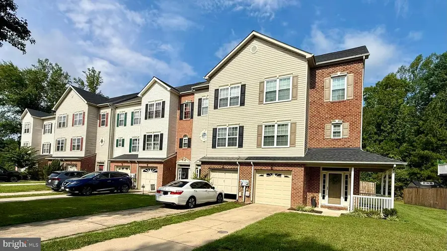 394 Cambridge Pl, Prince Frederick, MD 20678 - #2