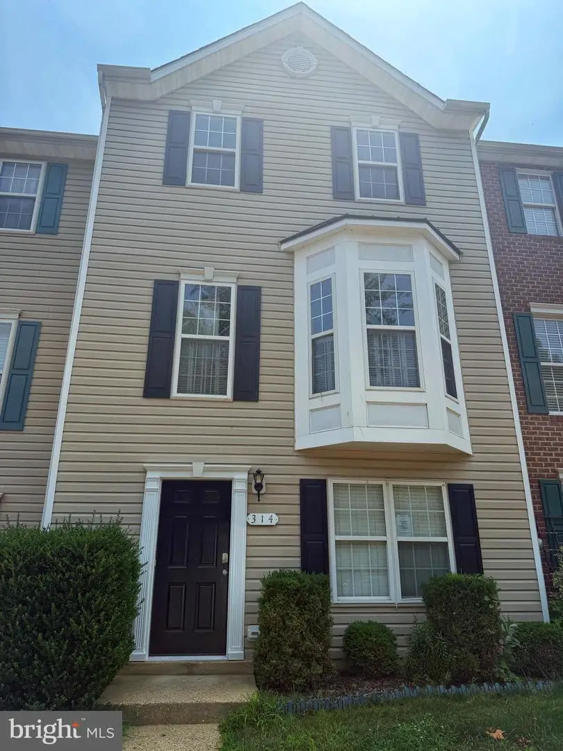 314 Cambridge Pl, Prince Frederick, MD 20678 - #1