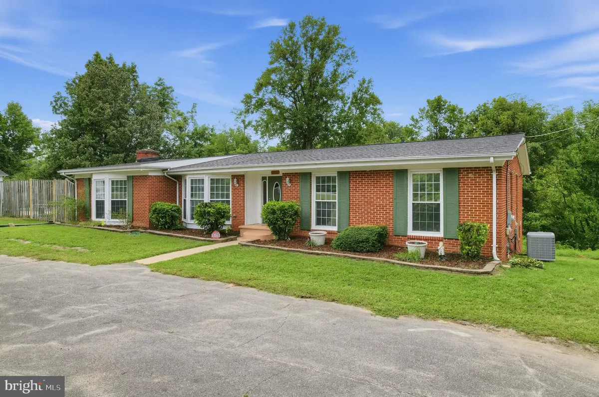 9430 Solomons Island Rd, Owings, MD 20736 - #1
