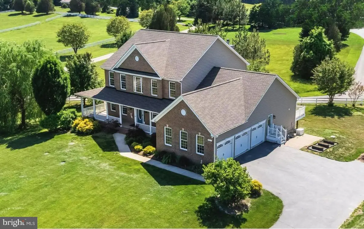 7035 Wilderness Ct, Owings, MD 20736 - #1