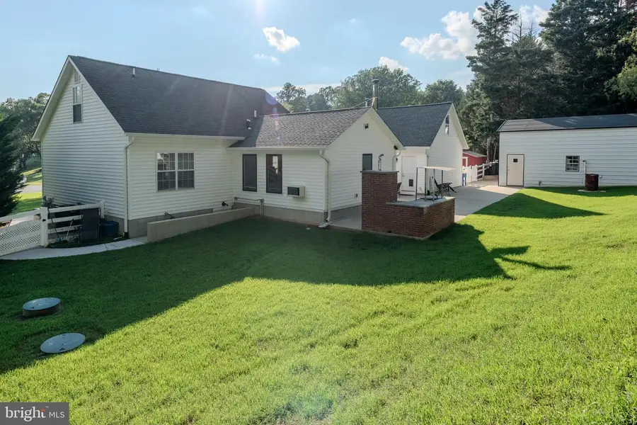 2150 Clearview Dr, Owings, MD 20736 - #2