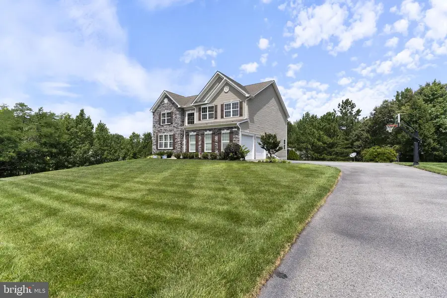 3227 Huntsman Dr, Huntingtown, MD 20639 - #2
