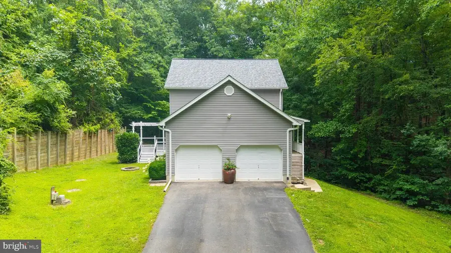 1401 Emmanuel Church Rd, Huntingtown, MD 20639 - #3