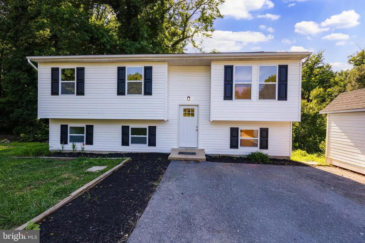 6114 4th St, Chesapeake Beach, MD 20732 - #1