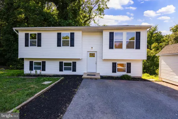 6114 4th St, CHESAPEAKE BEACH, MD 20732