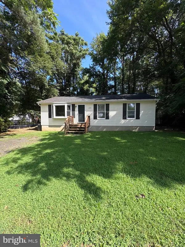 11570 Bootstrap Ct, LUSBY, MD 20657