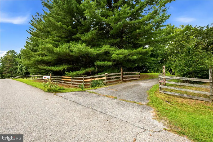 6405 Dant Dr, Owings, MD 20736 - #2